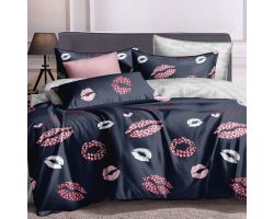 Постельное белье из сатина "KISS" двусторонний с компаньоном